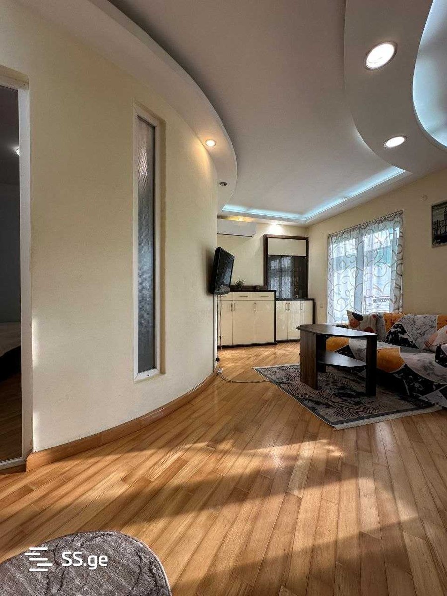 Kutaisi st. 5 - 2 rooms