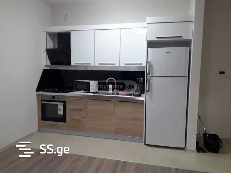 Bob walsh st. - 2 rooms