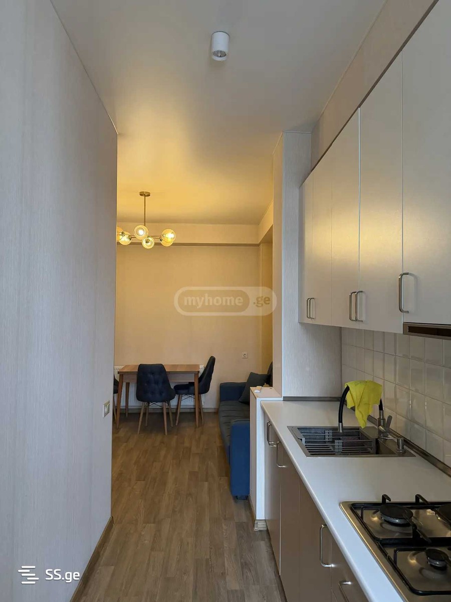 Kosmonavtebi coast - 2 rooms