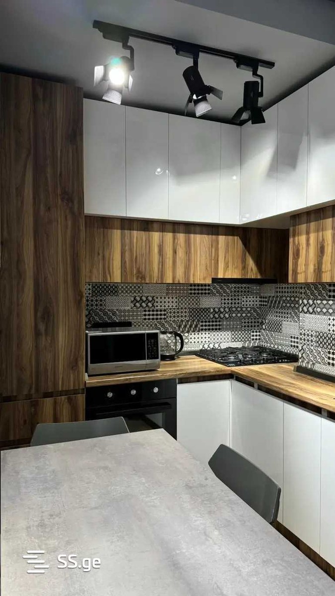 teleti st. - 3 rooms