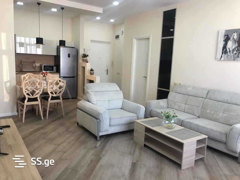 Vazha-Pshavela st. 21 - 3 rooms