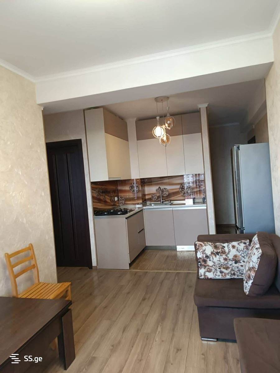 Panaskerteli-Tsitsishvili st. - 3 rooms