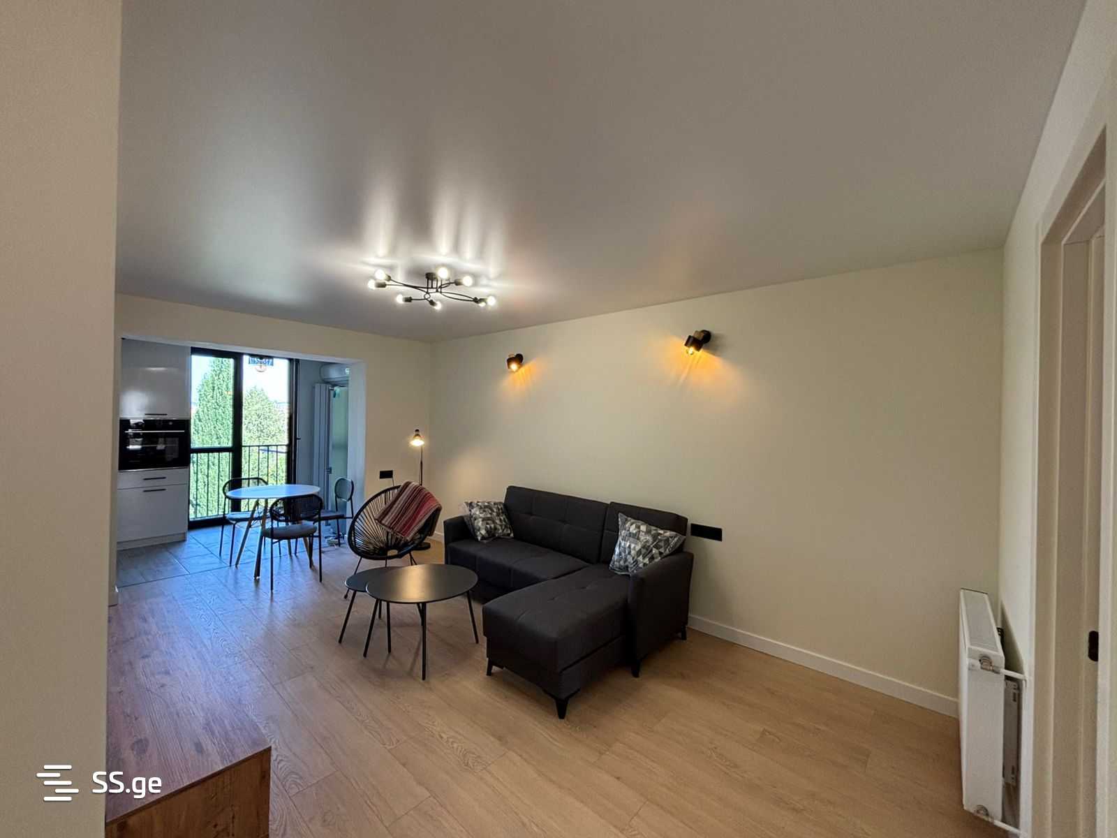 nucubidze st. 42/2 - 3 rooms