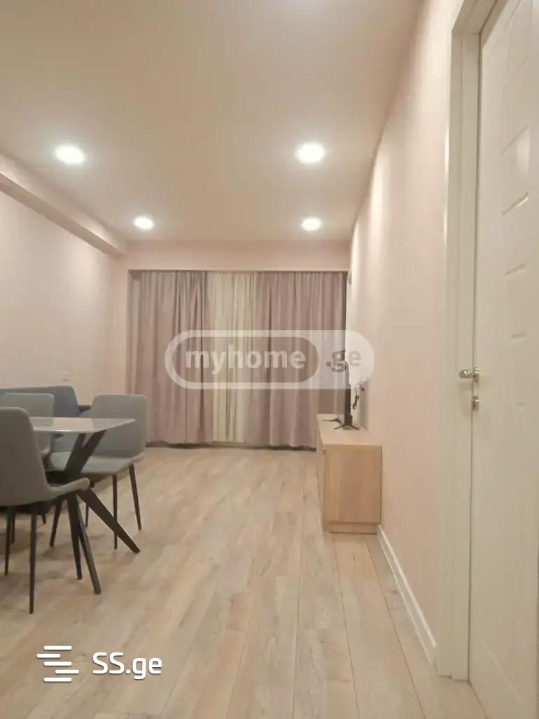 Iumashevi st. \ - 3 rooms