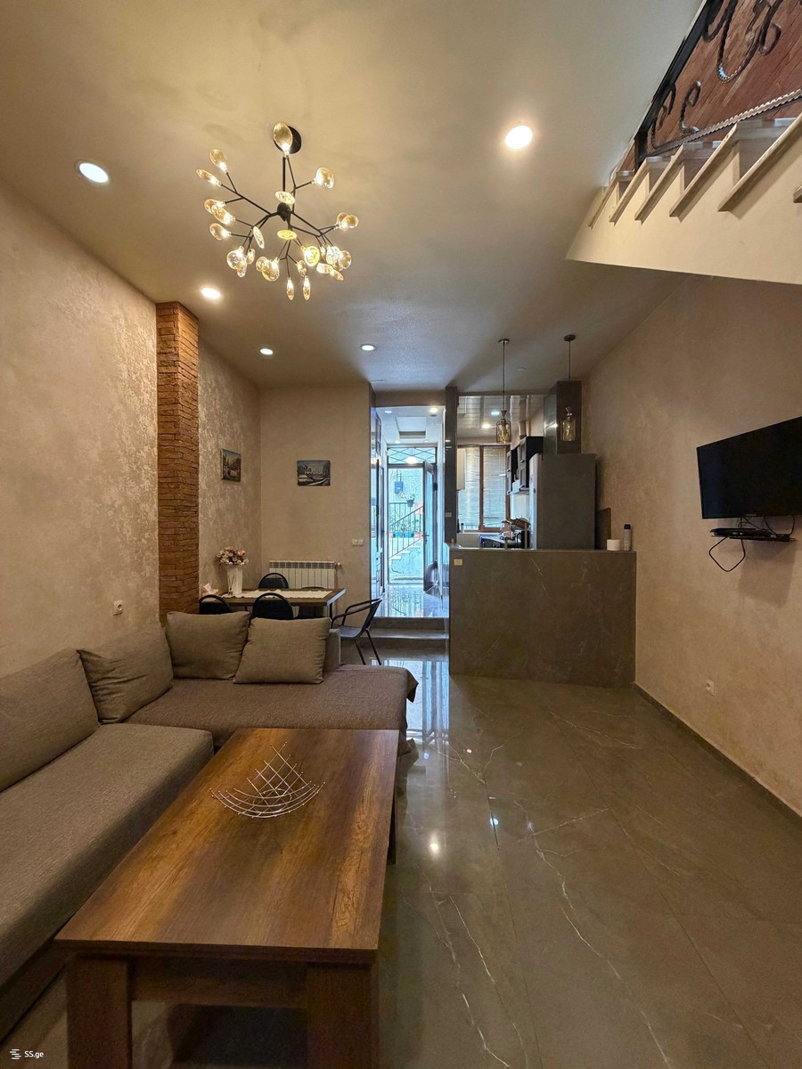 agmashenebeli ave - 3 rooms