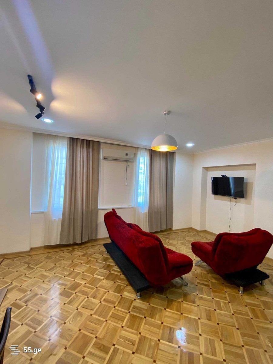 Tsereteli st. . - 3 rooms