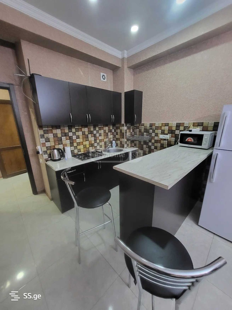 Ts. Dadiani st. (nadzaladevi) 12 - 3 rooms