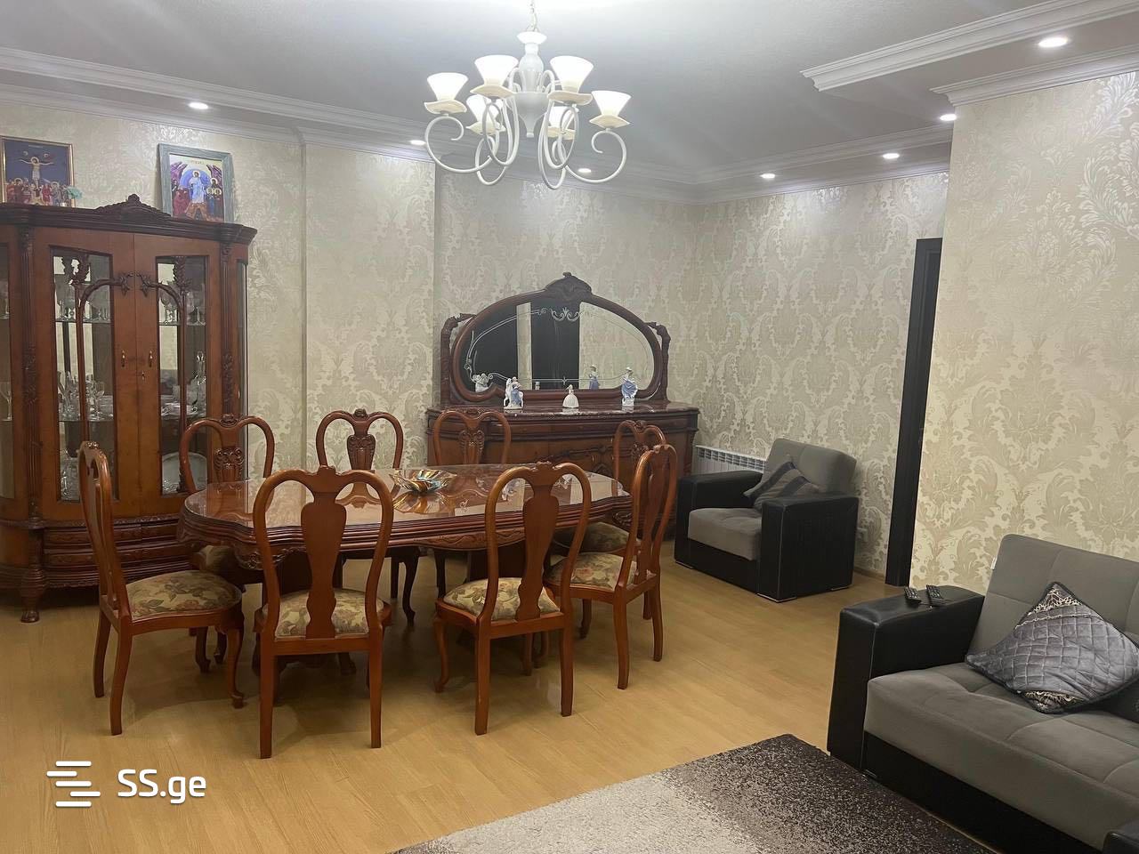 Sh. Inasaridze St. 8 - 3 rooms