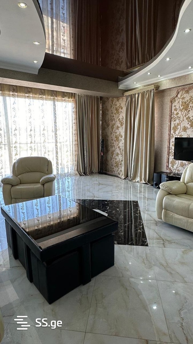 Aphaqidze st. 11 - 4 rooms