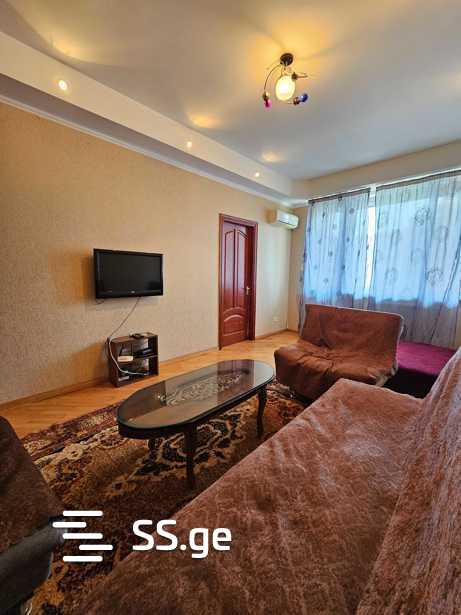 O.Lortkipanidze st. . - 3 rooms