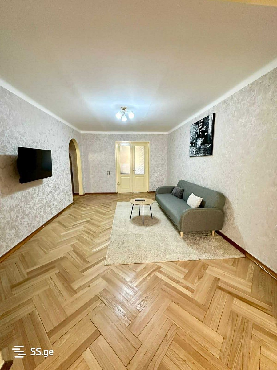 pekini st. - 3 rooms