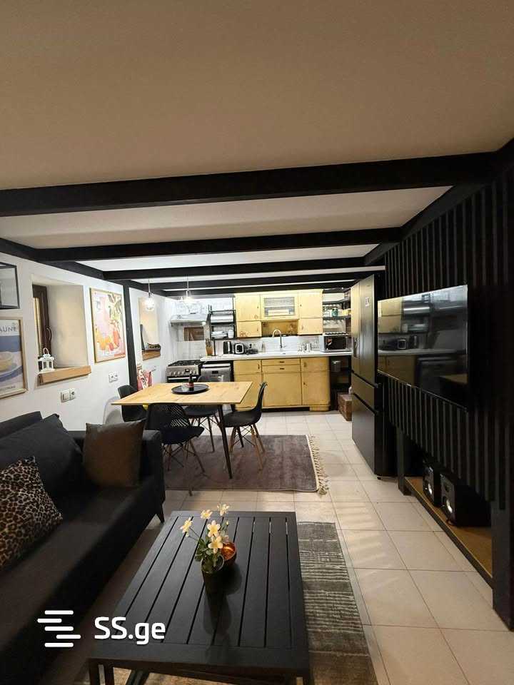 agmashenebeli ave 1 - 4 rooms