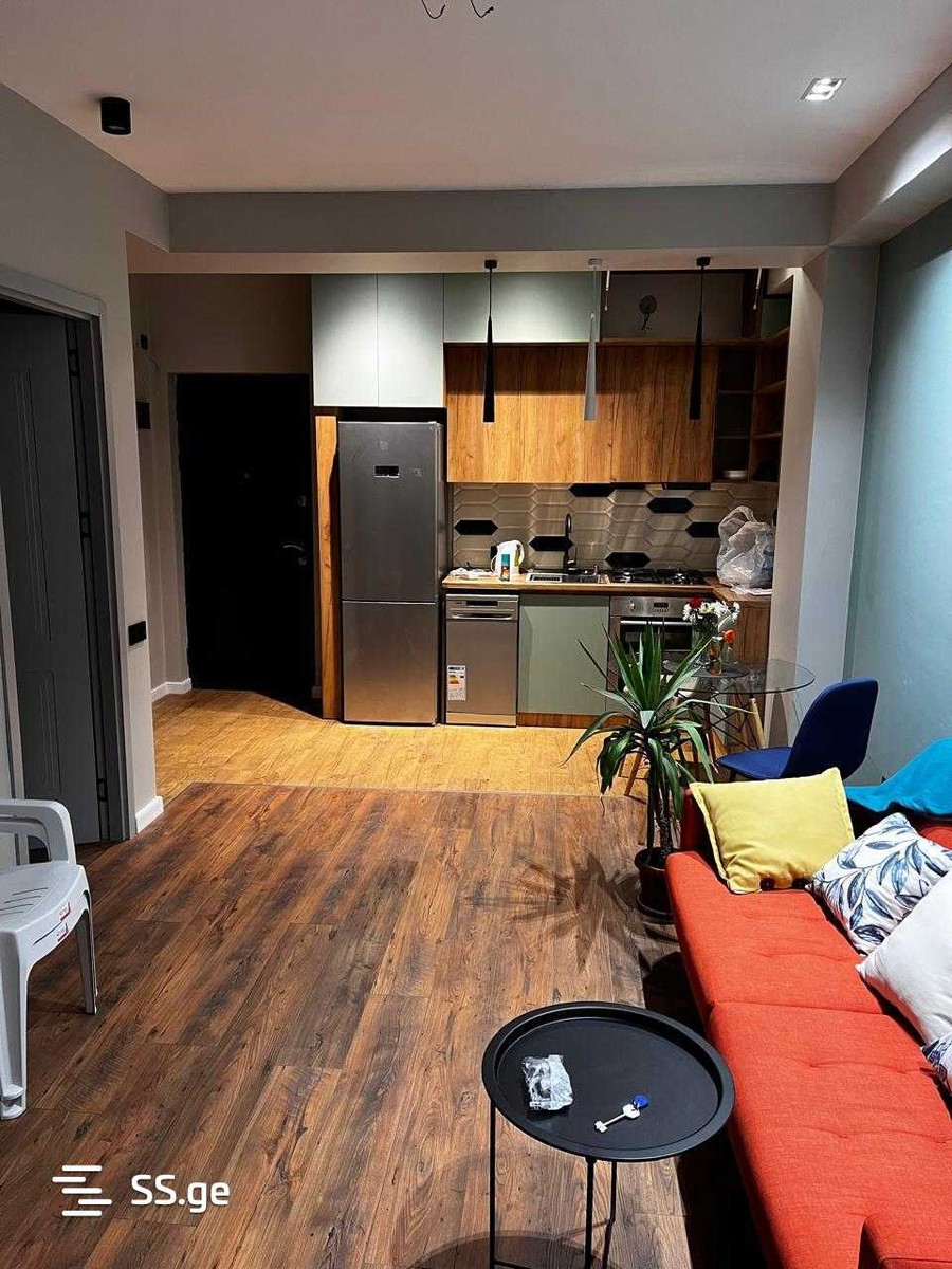 navtlugi st. 10 - 2 rooms