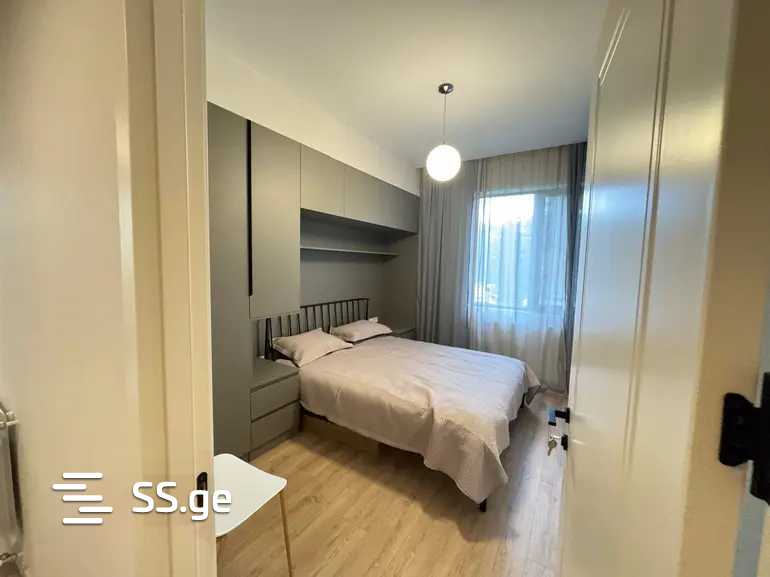 universiteti st. 0 - 3 rooms