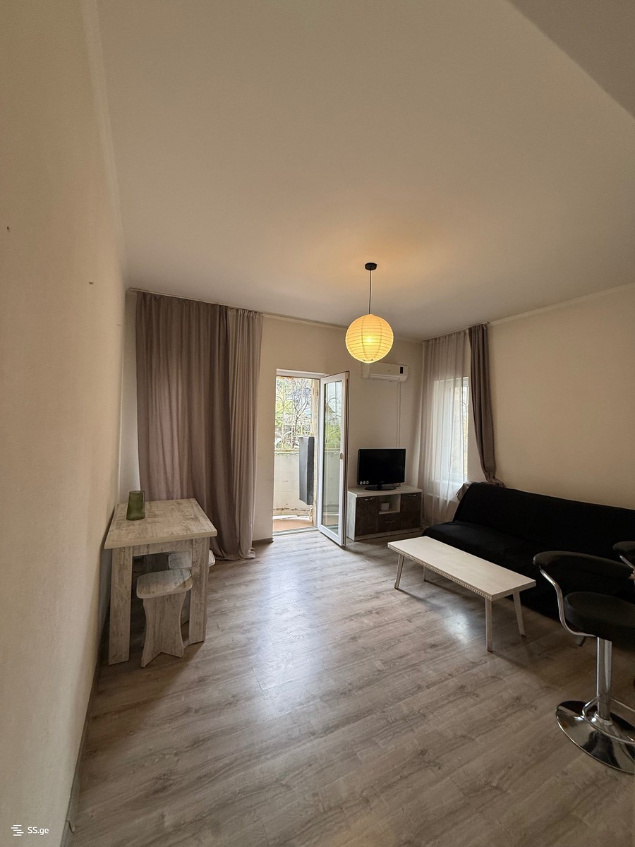 n. zhvania st. 2 - 2 rooms