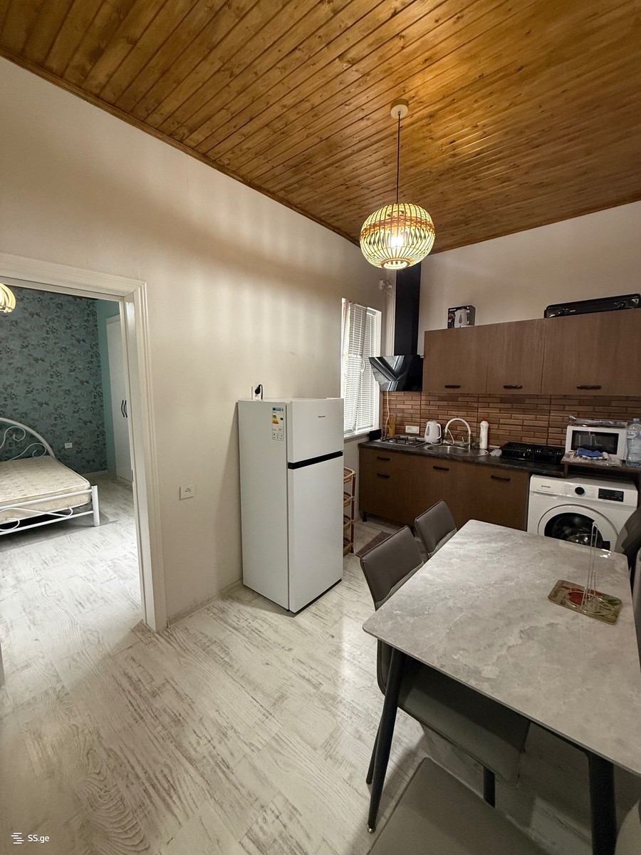 K. Eristavi st. 15 - 2 rooms