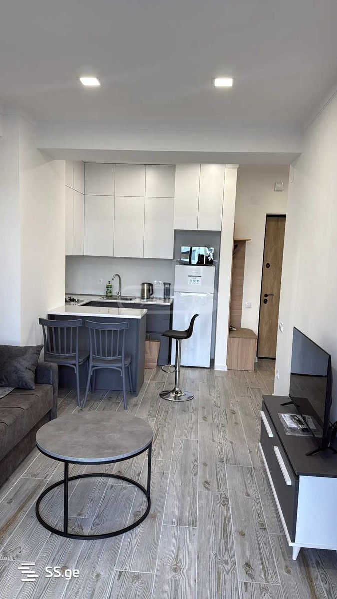 navtlugi st. 10 - 2 rooms