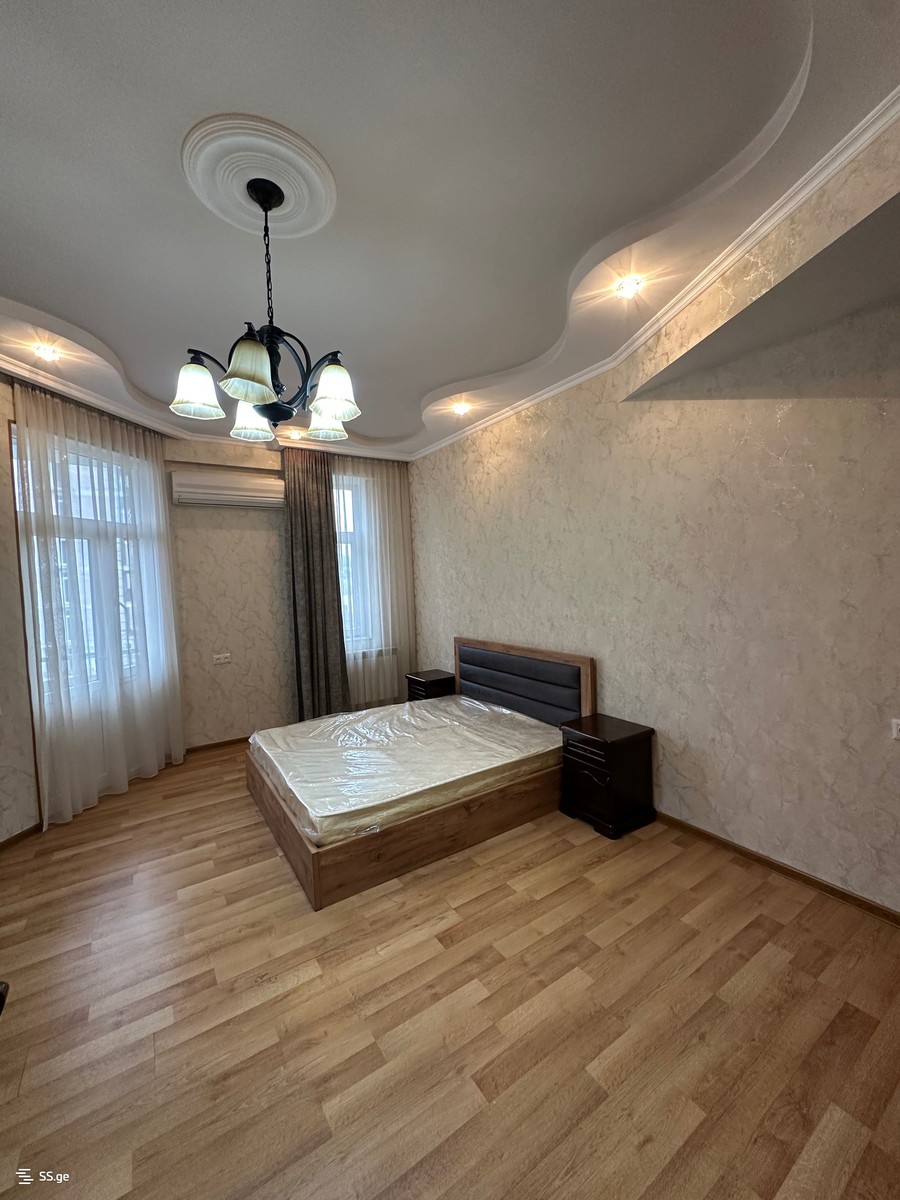 აღმაშენებლის#81/50 - 3 rooms