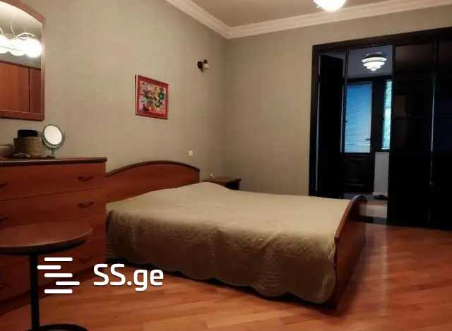 s. chikovani st. 2 - 4 rooms