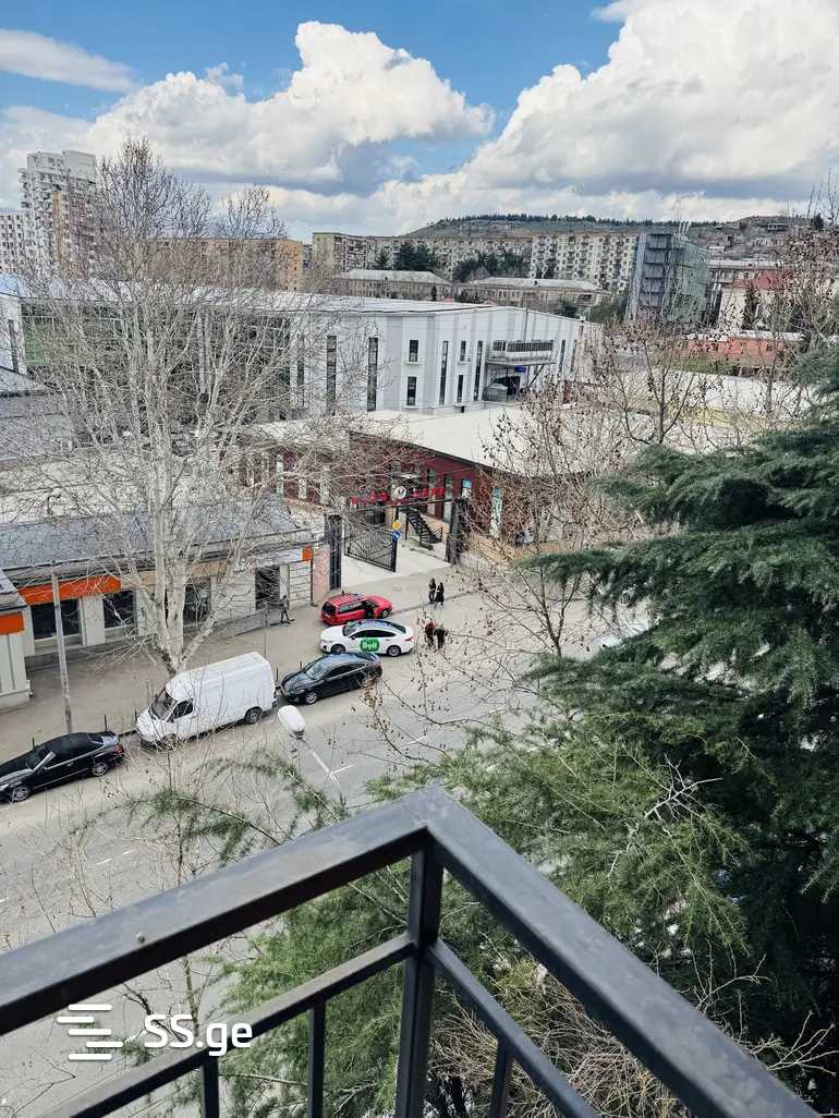 t. eristavi st. (Sanzona) 2 - 2 rooms