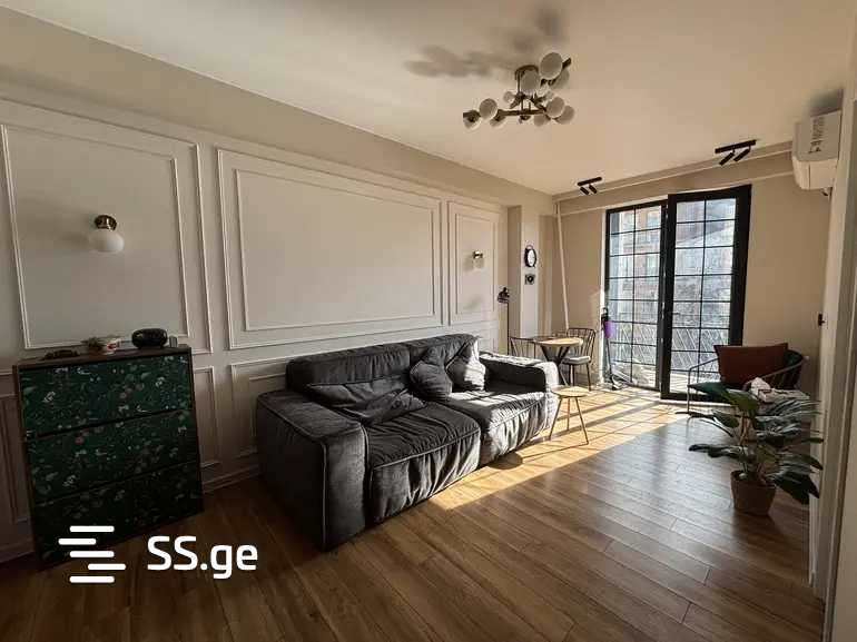 Ian Homeri st. 2 - 3 rooms