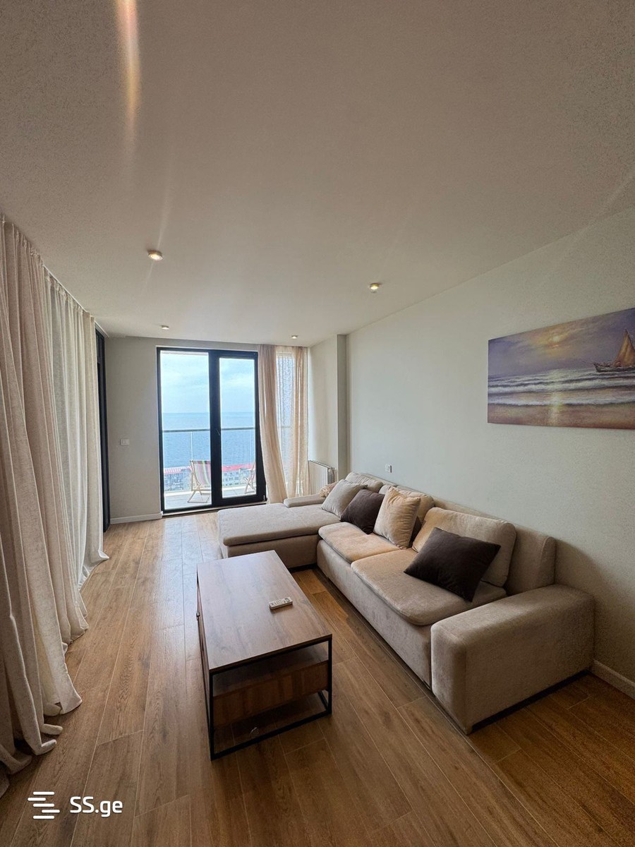 D. Mamuladze st. 21 - 3 rooms