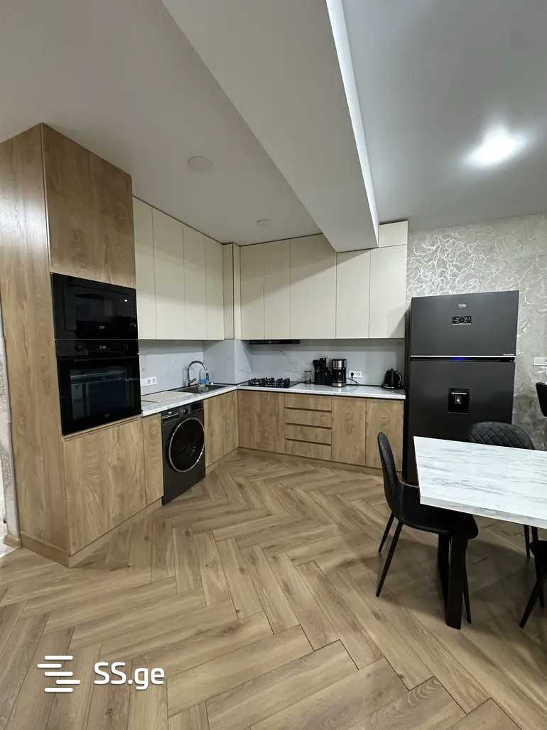 navtlugi st. - 4 rooms