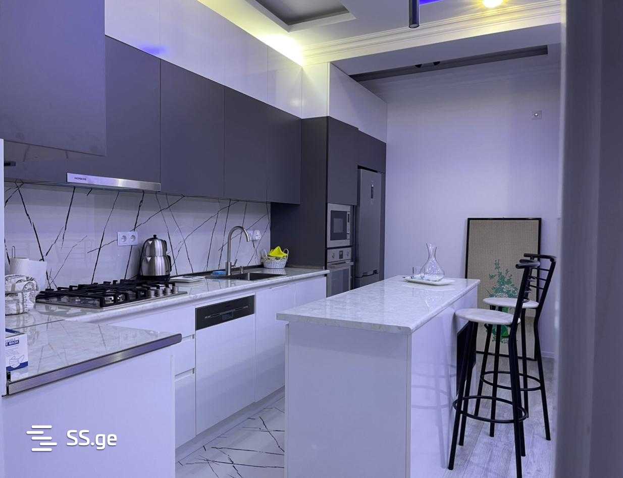 navtlugi st. 10 - 3 rooms