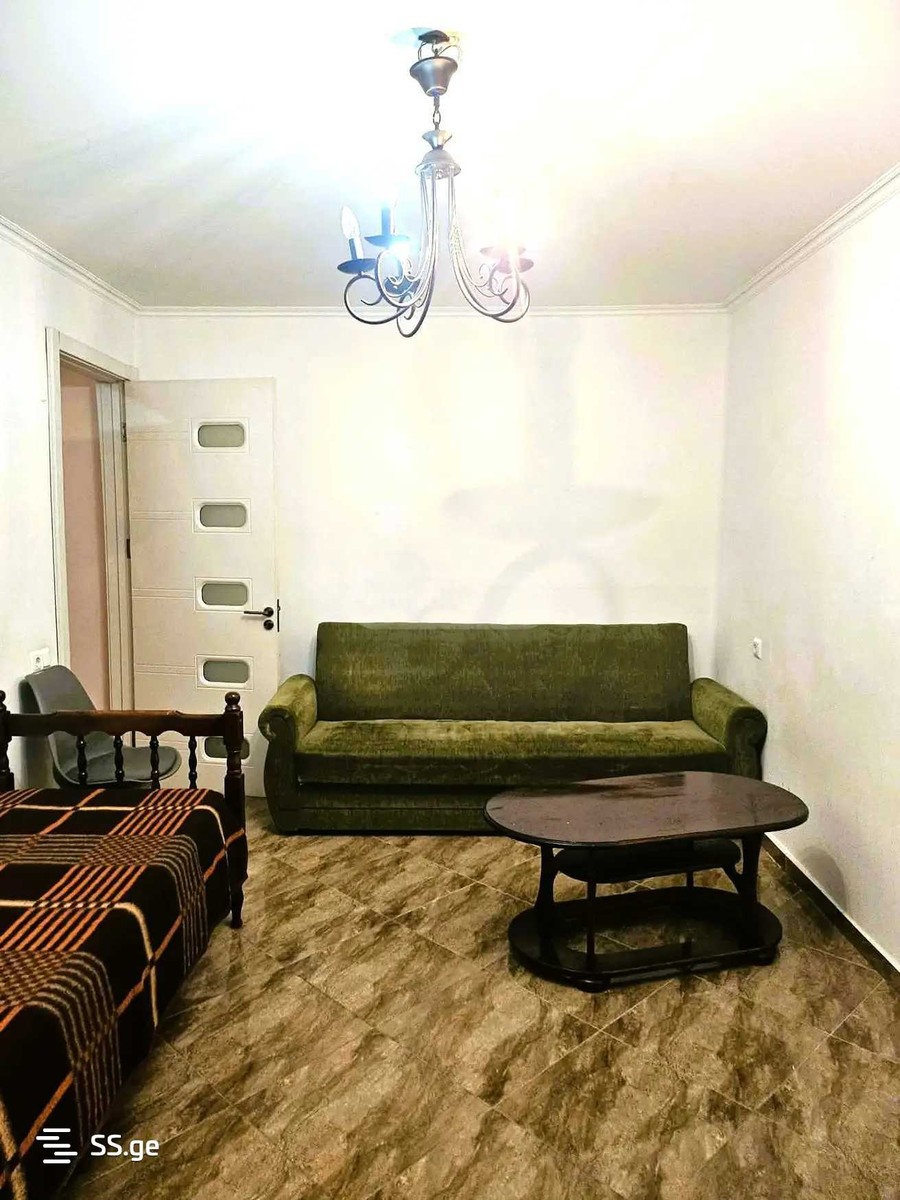 khvichia st. 23 - 2 rooms