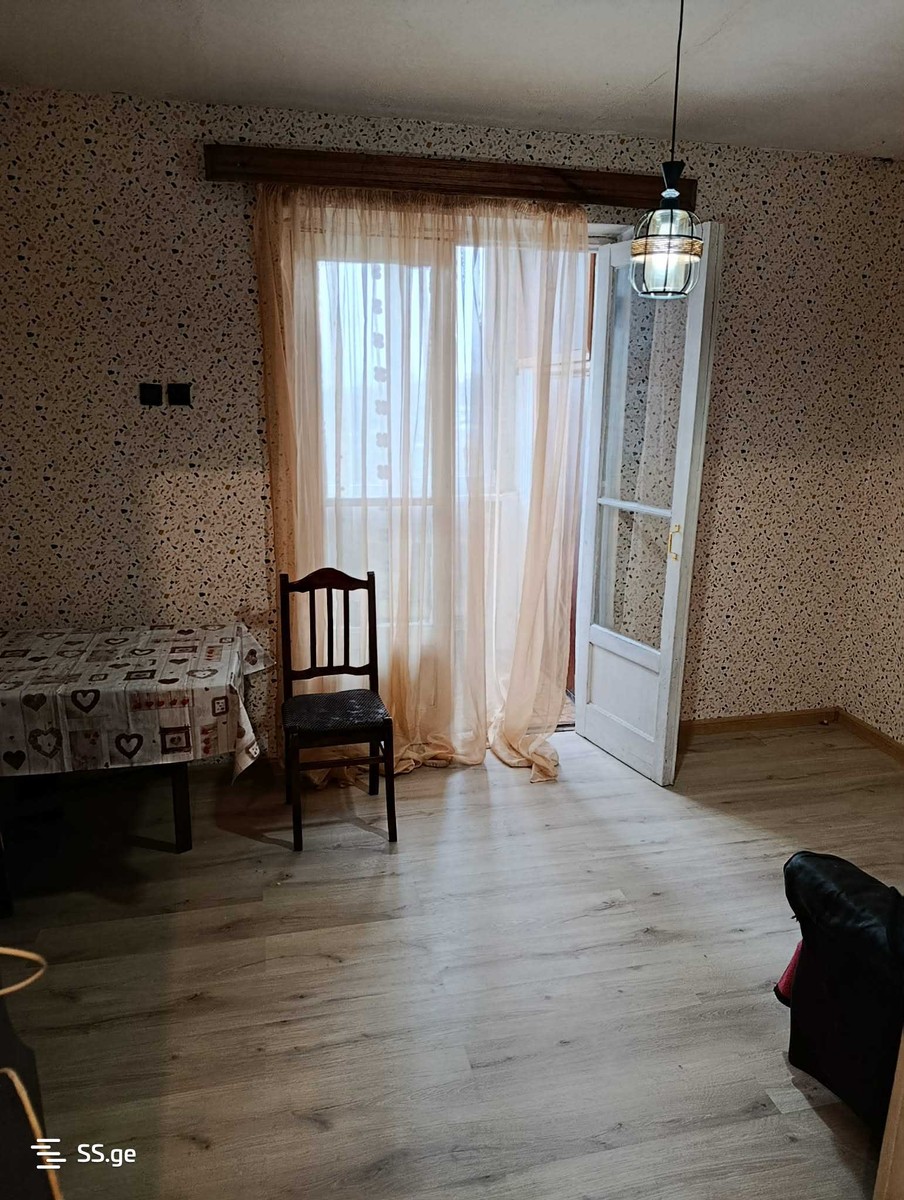 kiziki st. 3 - 1 rooms