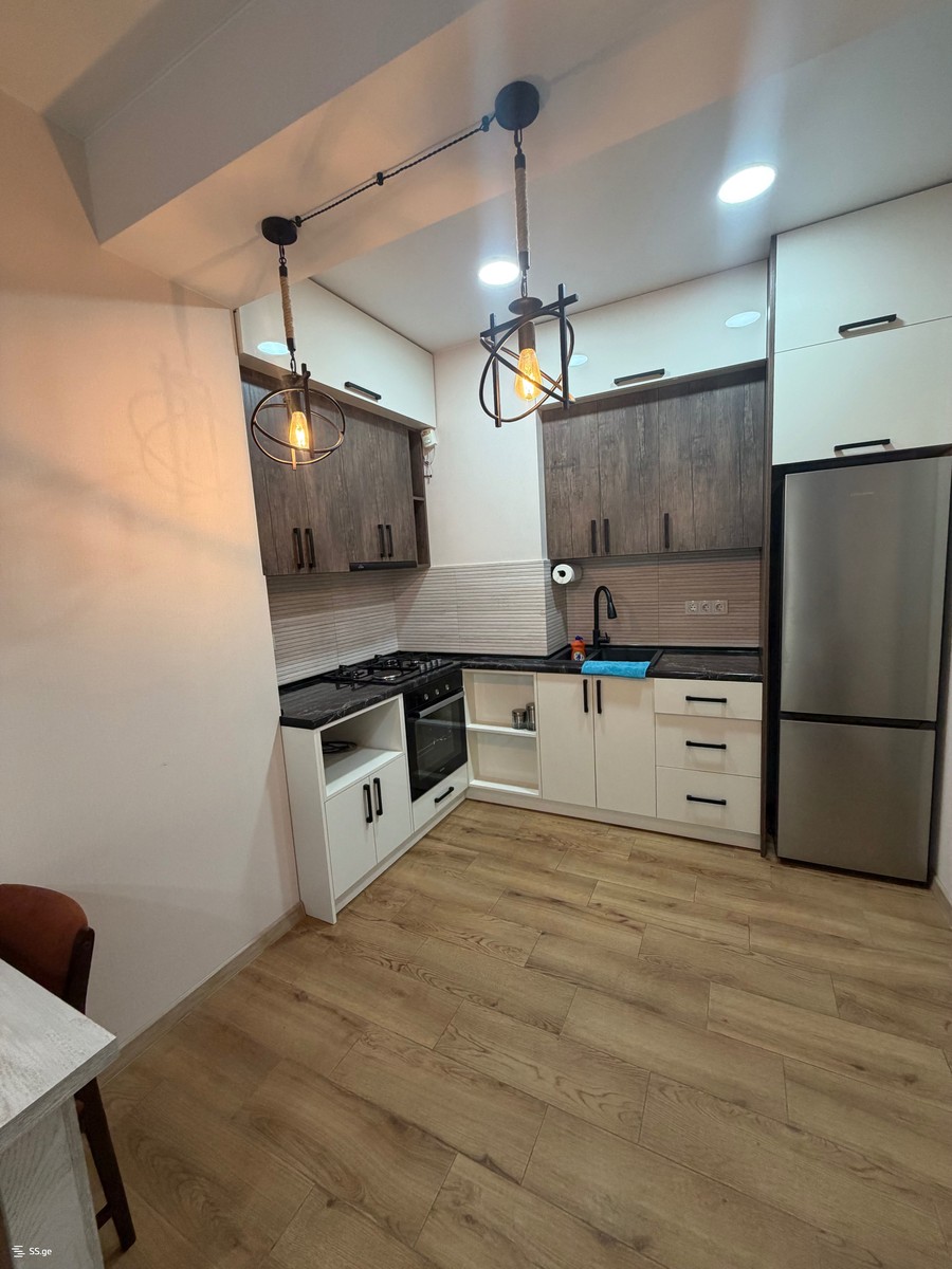 Panaskerteli-Tsitsishvili st. - 3 rooms