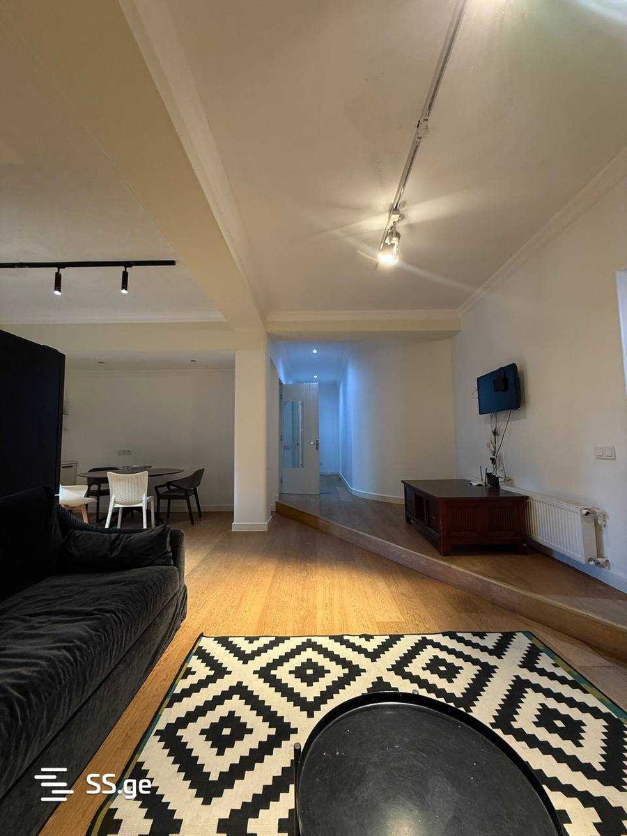 amagleba st. 45 - 3 rooms