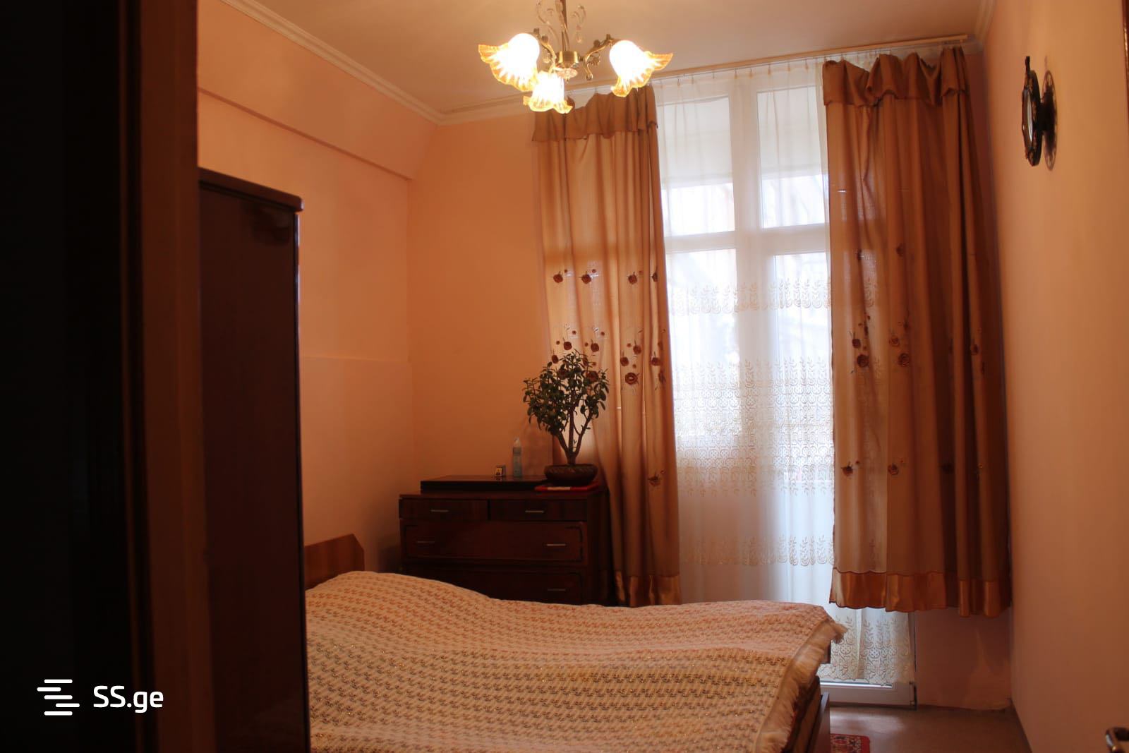 sakviri st. 2 - 1 rooms