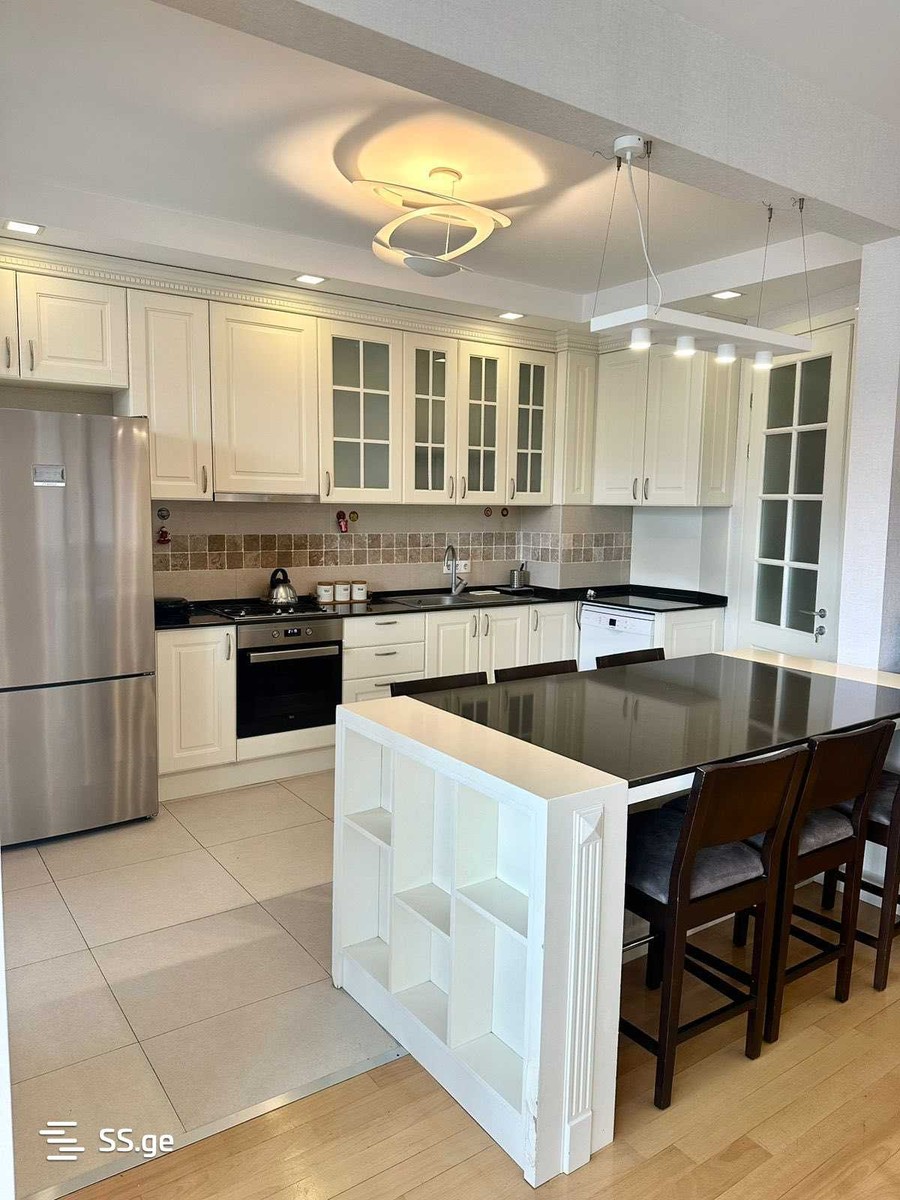 mtacminda st. - 3 rooms