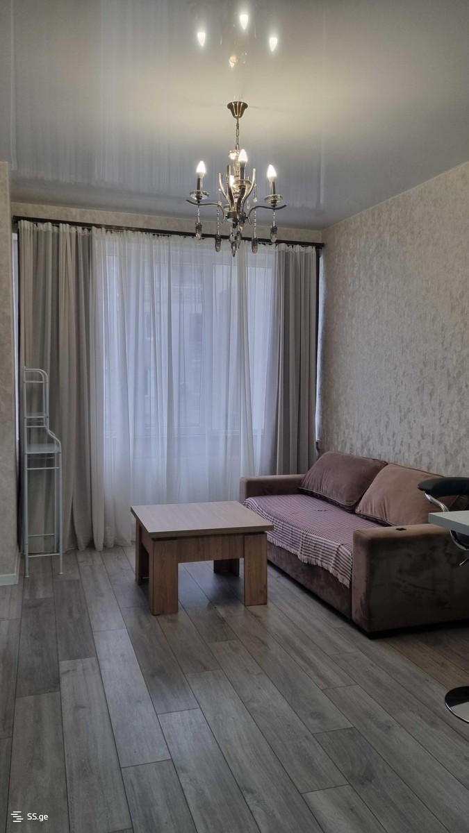 Kosmonavtebi coast 47 - 2 rooms