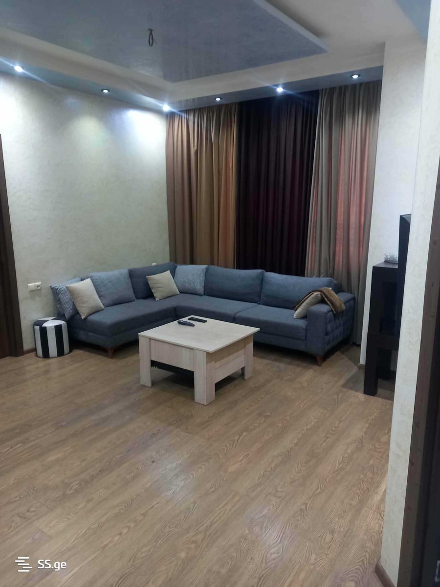 Bagrationi str. 192 - 3 rooms