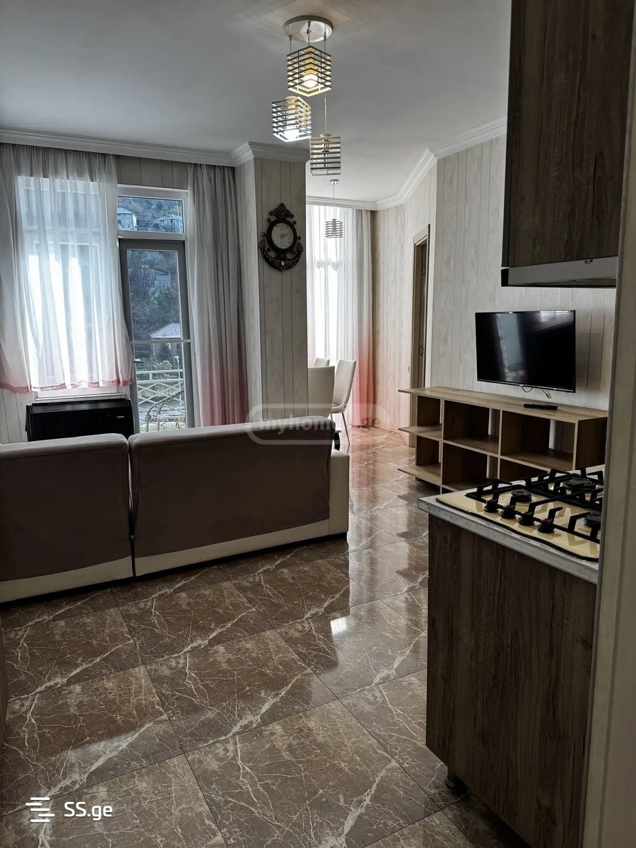 Bagrationi str. 24 - 3 rooms