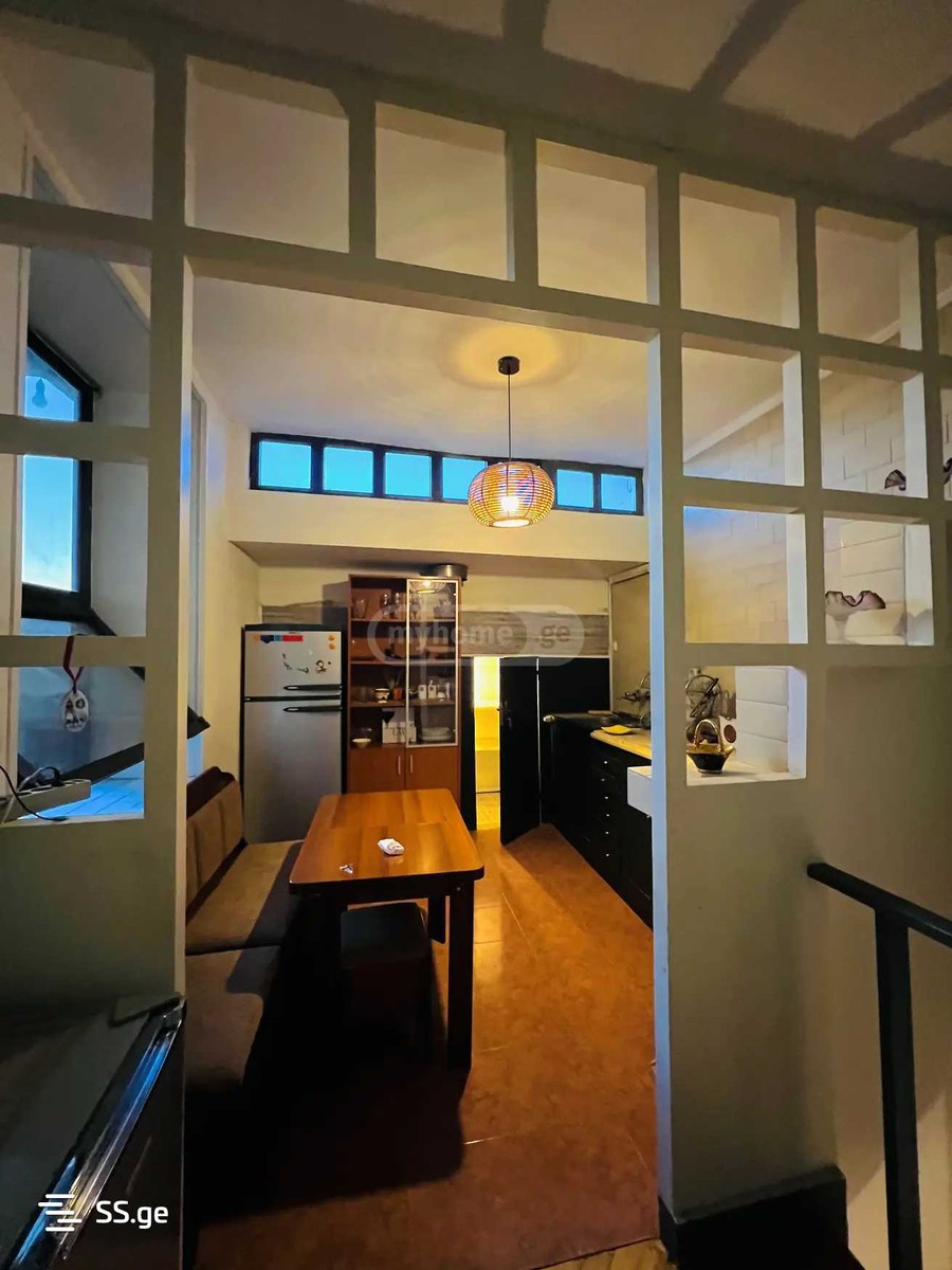 bakhtrioni st. 30 - 3 rooms