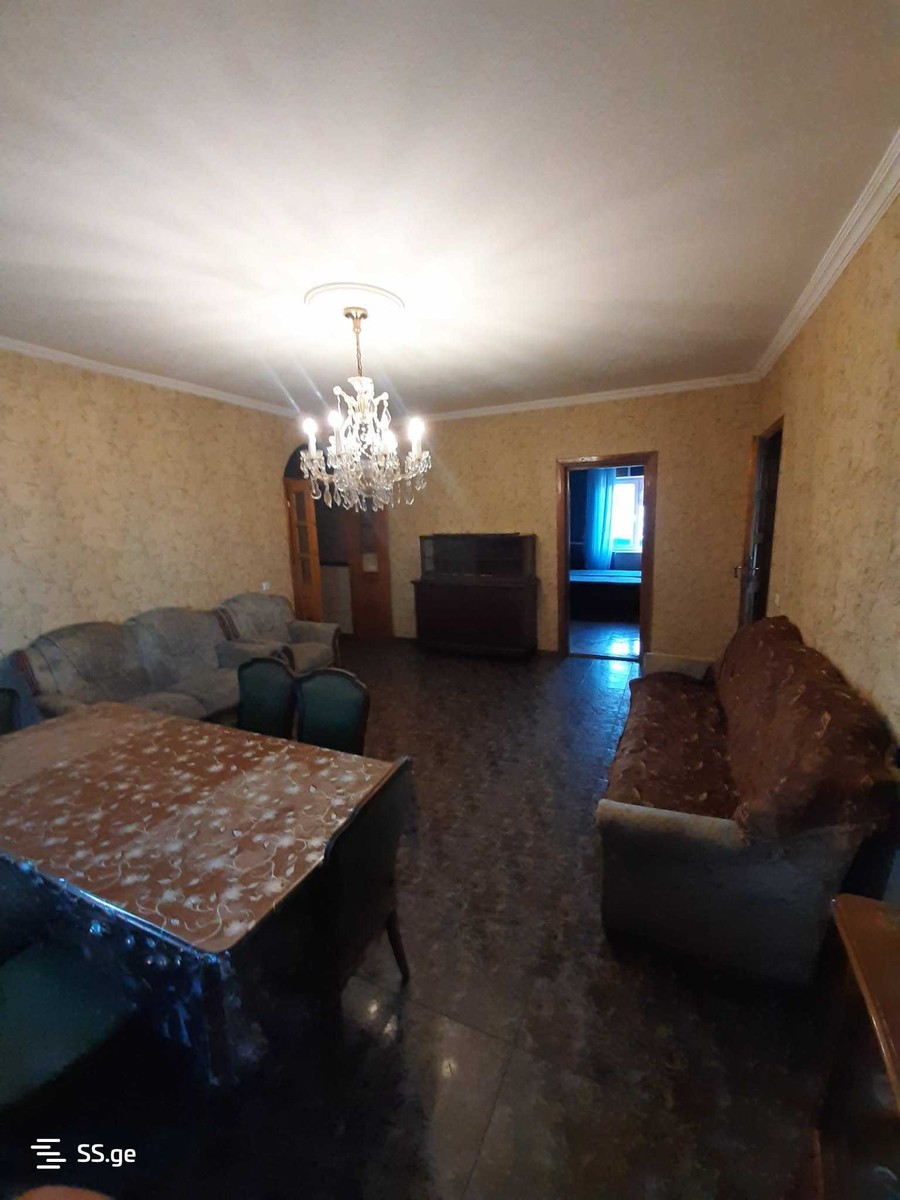 III Microdistrict - Varketili  319 - 5 rooms