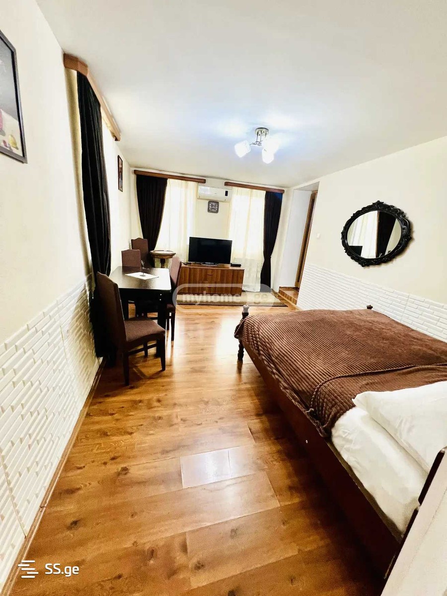 ckhemi st. 16 - 2 rooms