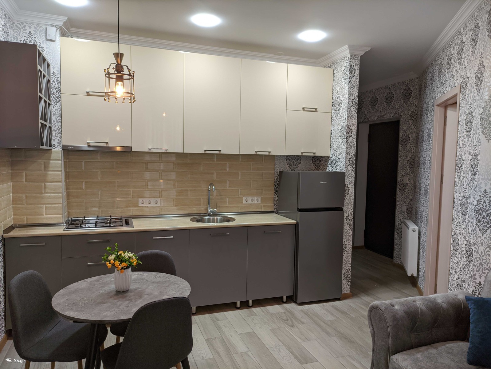 chkondideli st. 113 - 2 rooms