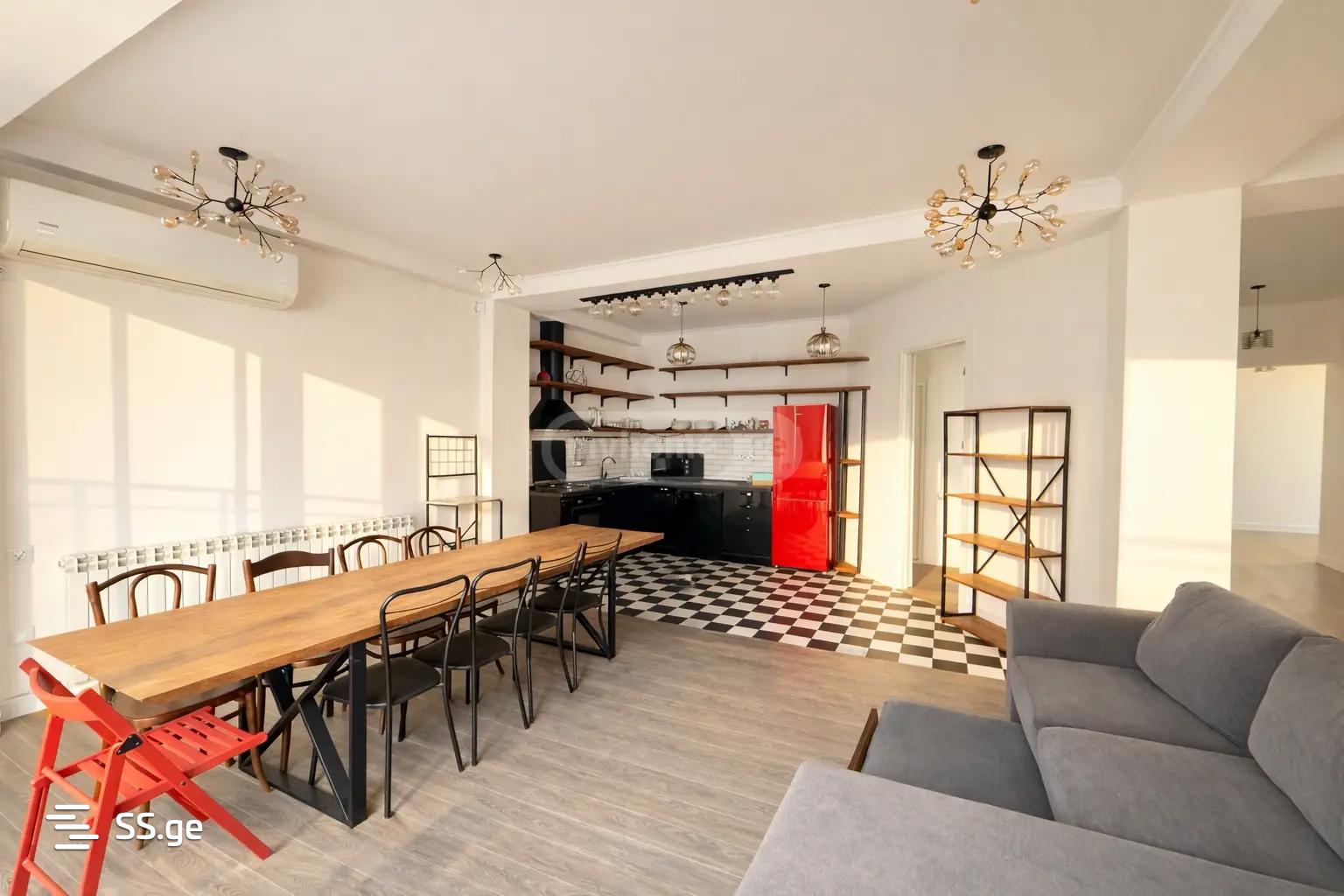 Giorgi Danelia st. 19 - 5 rooms