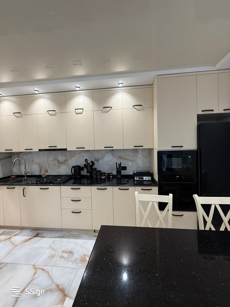 Sh. Inasaridze St. 7 - 3 rooms