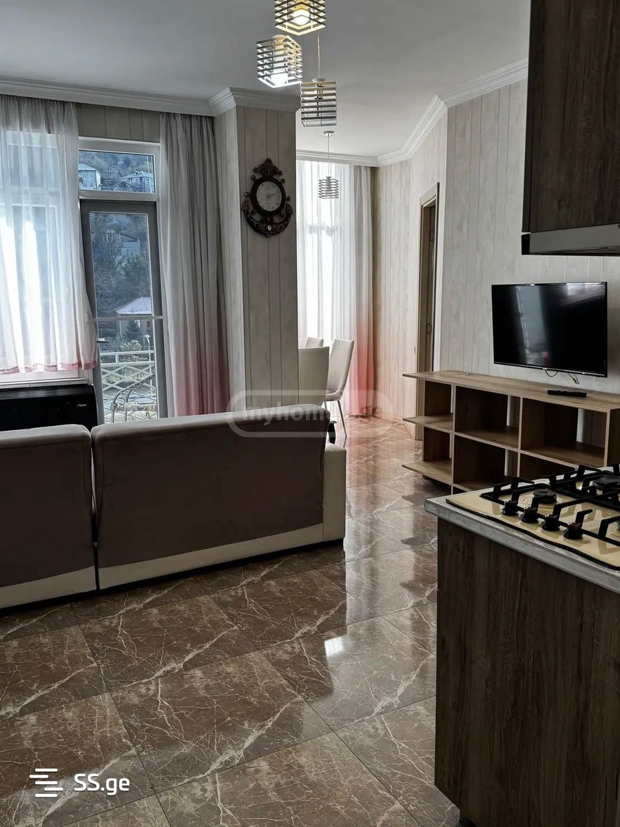 Bagrationi str. 24 - 3 rooms