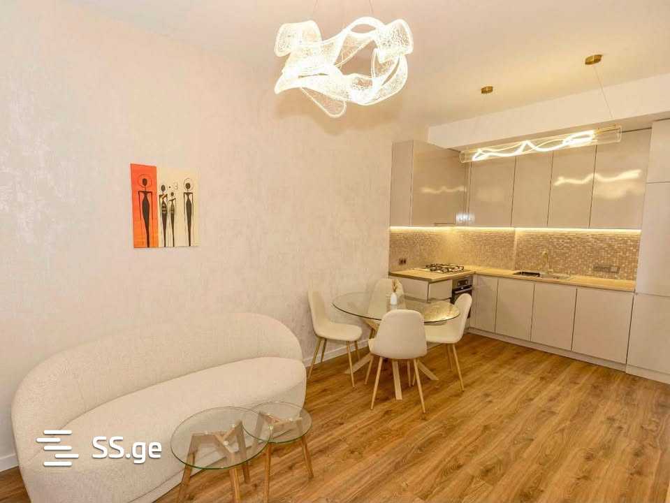 st. Phermcerta 111 - 2 rooms