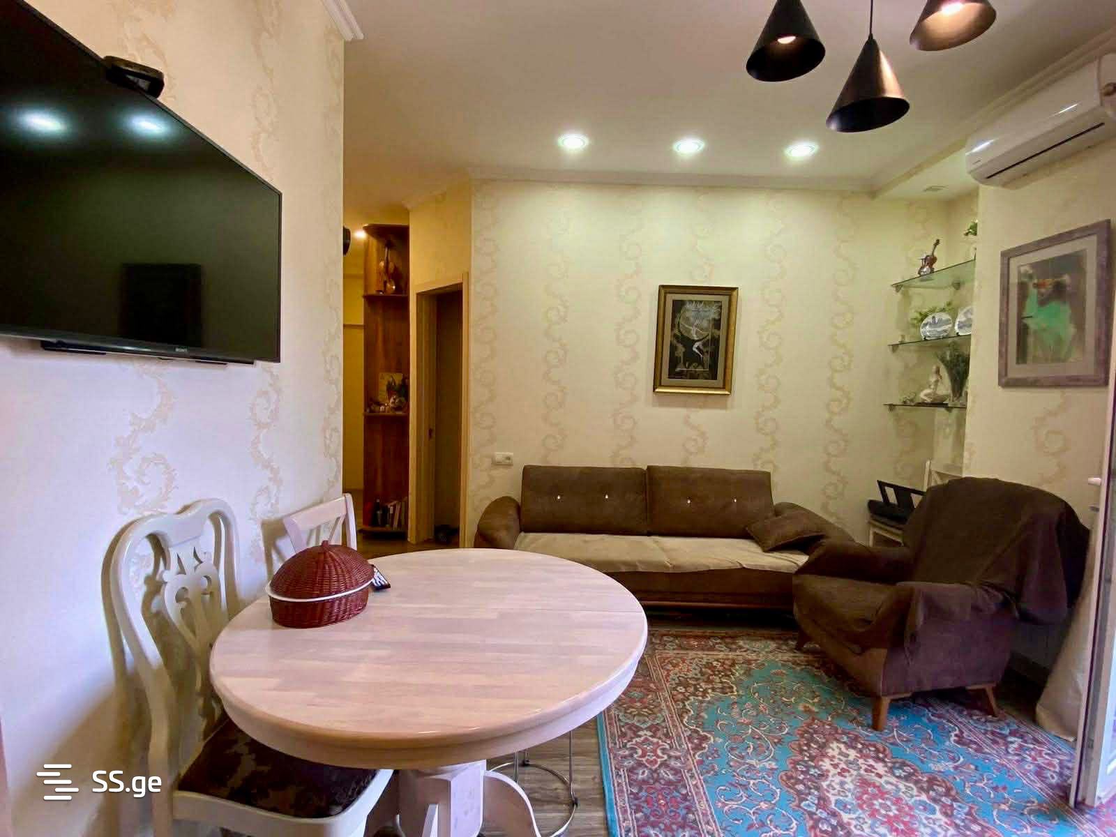 Straboni st. 22 - 2 rooms