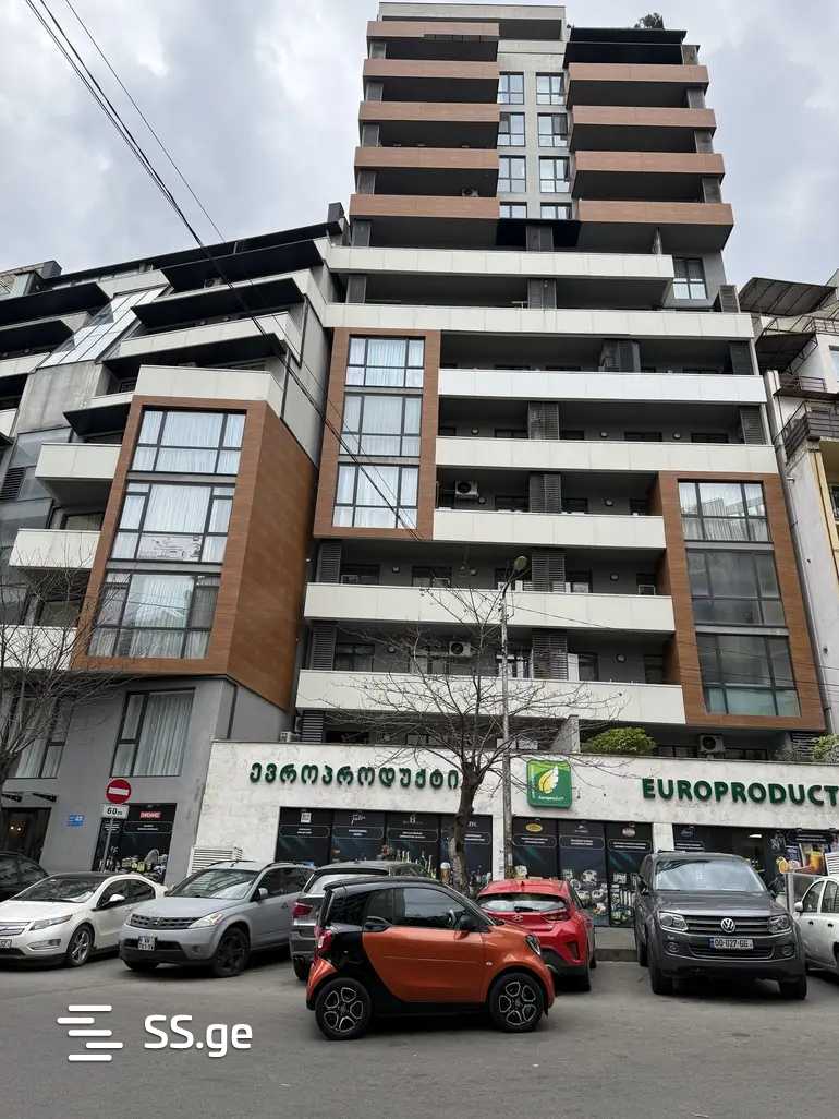 mckheta st. - 3 rooms