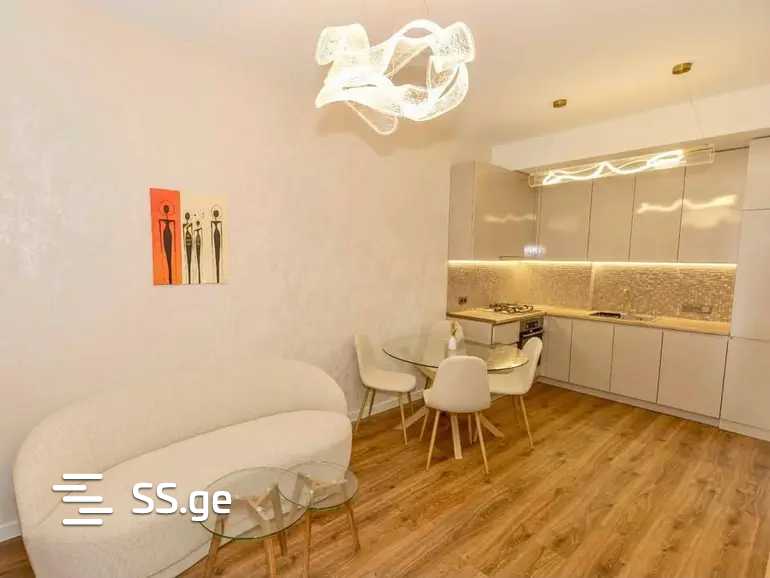 st. Phermcerta 111 - 2 rooms