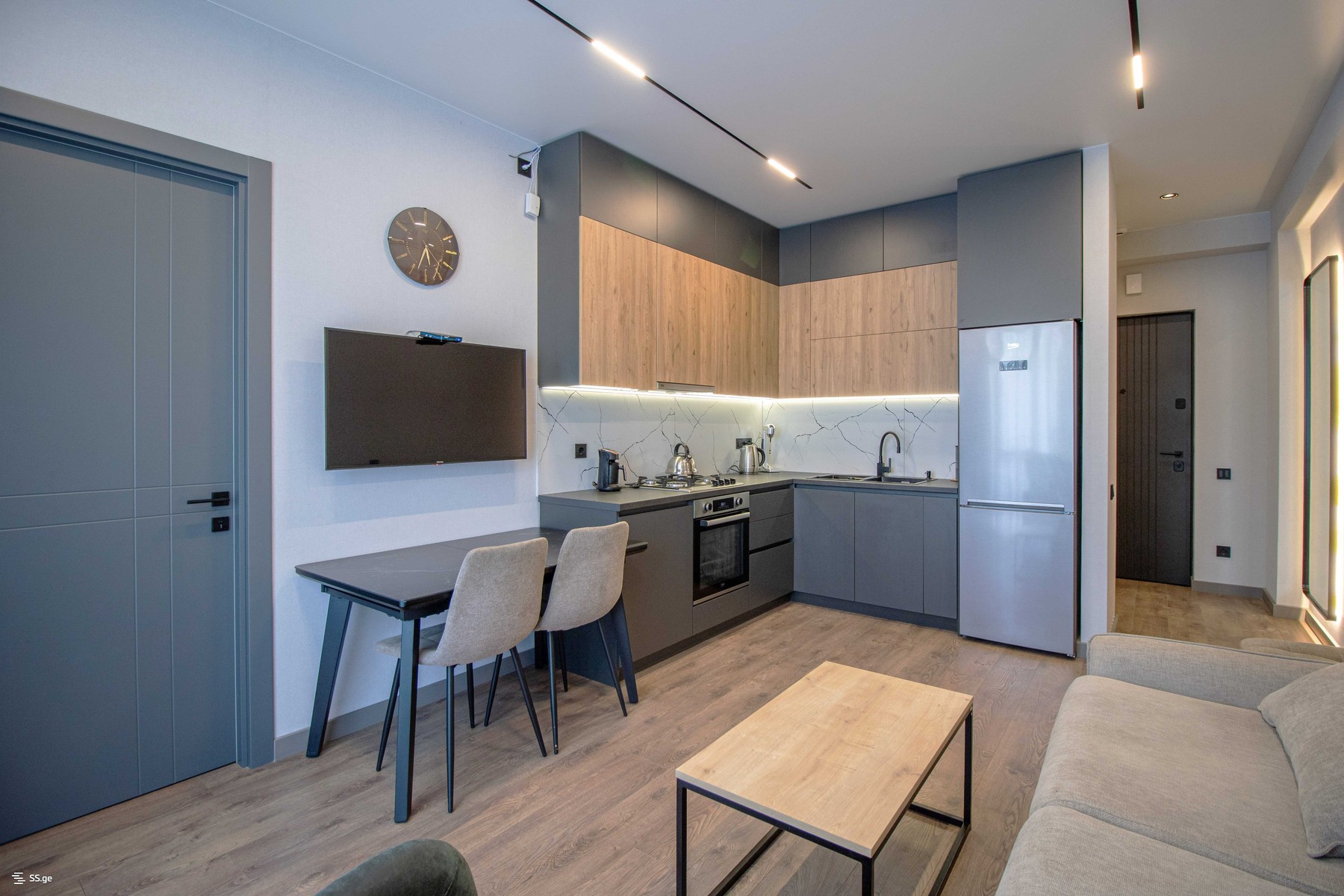 Vepkhistkaosnis st. 84 - 2 rooms