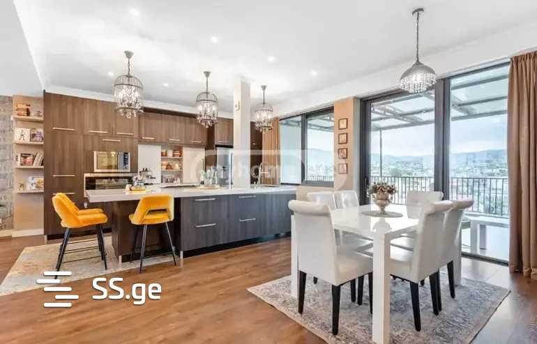 Vakhushti Batonishvili st. - 4 rooms